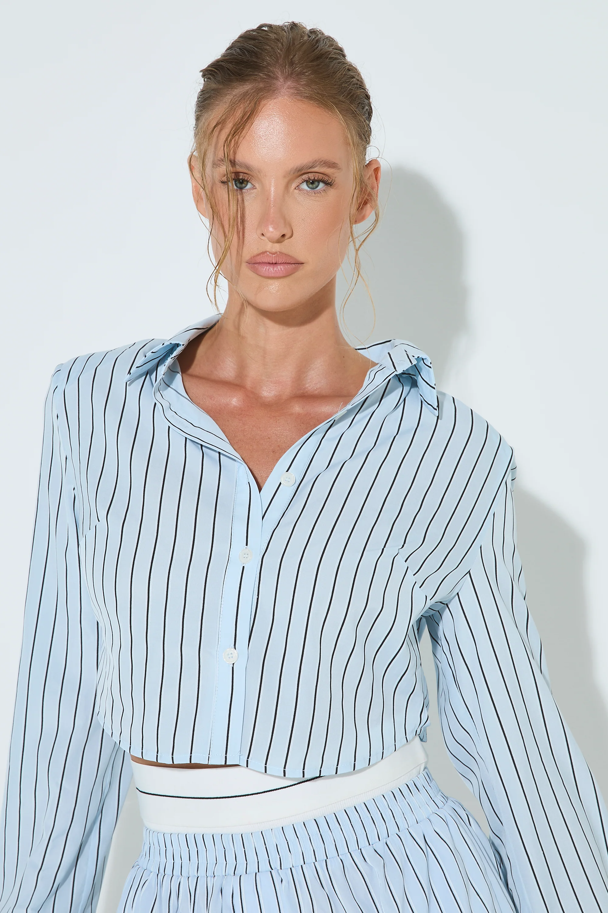 ROMA Blue Stripe Crop Shirt - Image 4